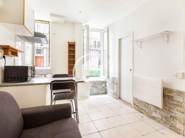 Studio location à Paris 20e Arrondissement, Paris