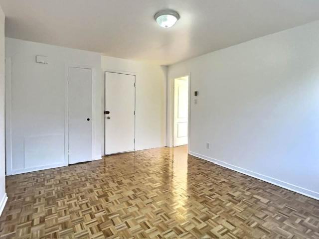 Apartment for rent in St. Leonard's, Quebec