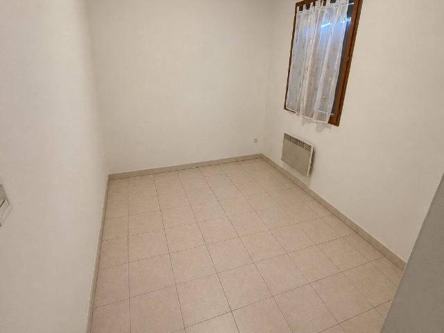 Appartement location à Saint-Gilles, Gard