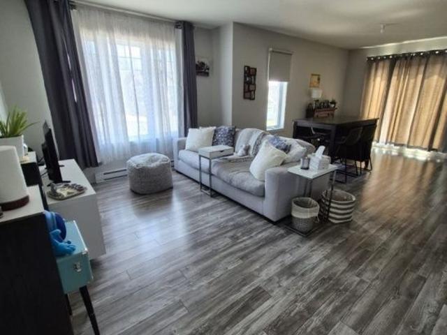 Apartment for rent in Pierre-de Saurel, Quebec