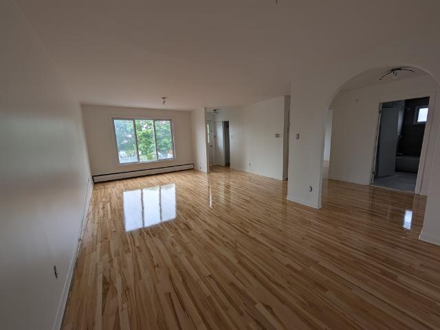 Apartment for rent in St. Leonard's, Quebec