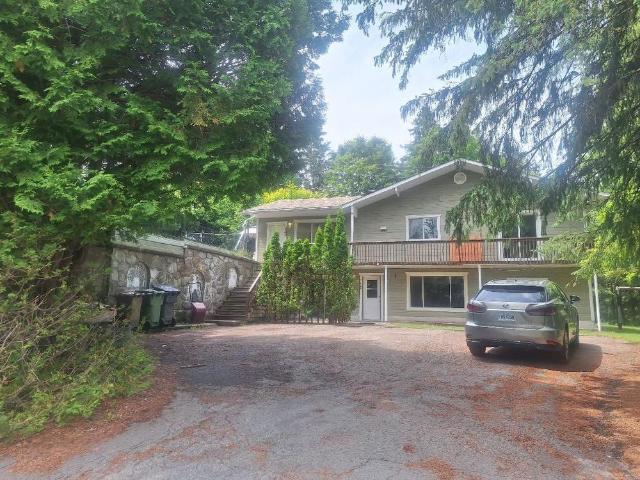 Apartment for rent in Saint-sauveur