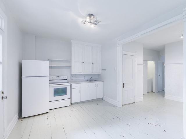 Apartment for rent in St. Leonard's, Quebec