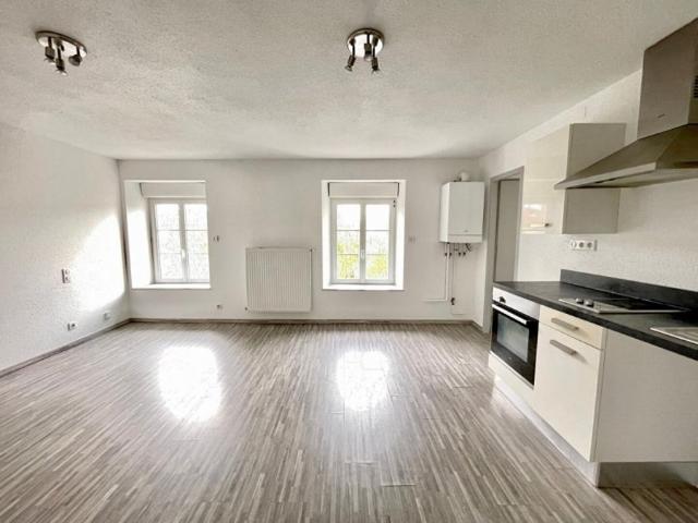 Appartement location à Neufchâteau, Vittel