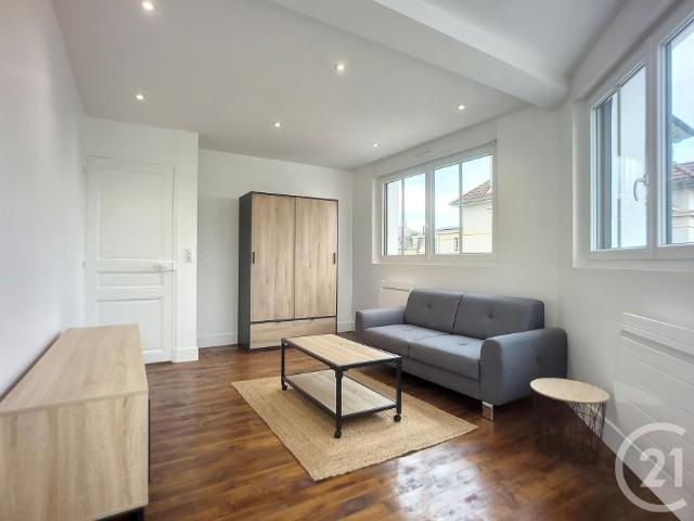 Appartement location à Neufchâteau, Vittel