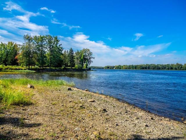 Apartment for rent in St. Leonard's, Quebec