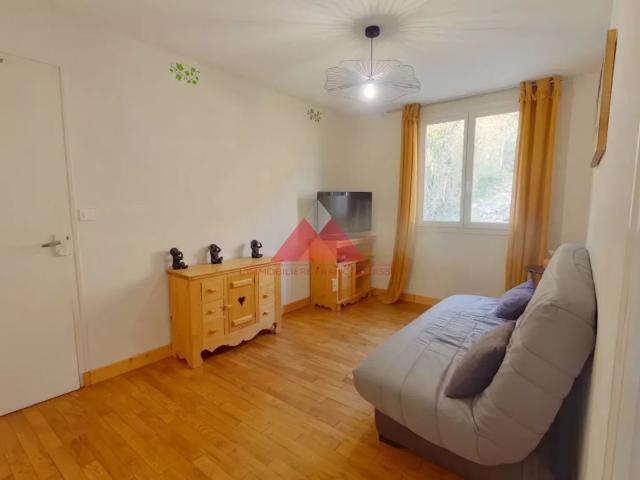 Appartement vente à Lons-le-Saunier, Doucier