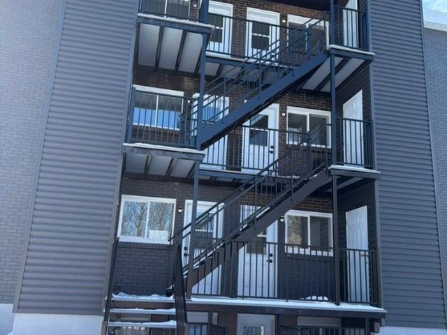 Apartment for rent in Pierre-de Saurel, Quebec