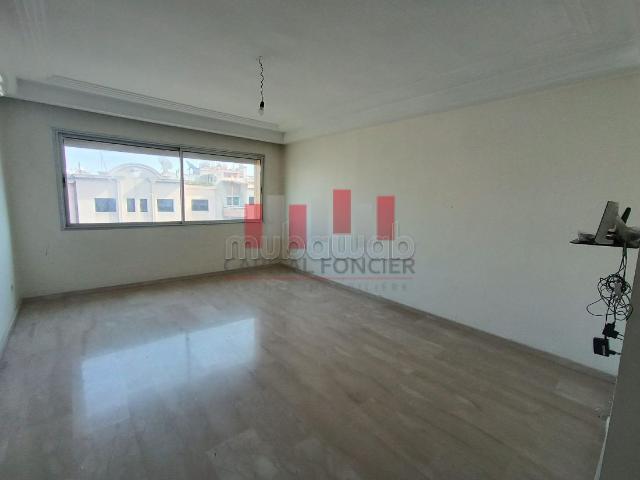 Bureau location à Anfa, Gharb-Chrarda-Beni Hssen