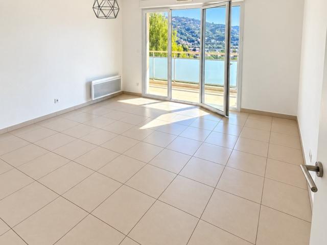 Appartement vente à Carros-Village, Carros