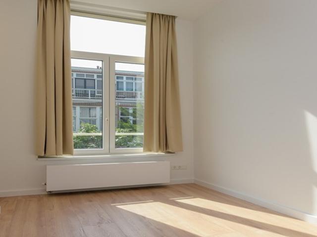 Appartement te huur in Bomenbuurt, Zuid Holland