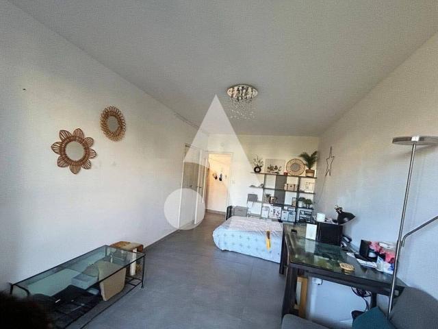 Studio location à Pont de l'Arc, Aix-en-Provence