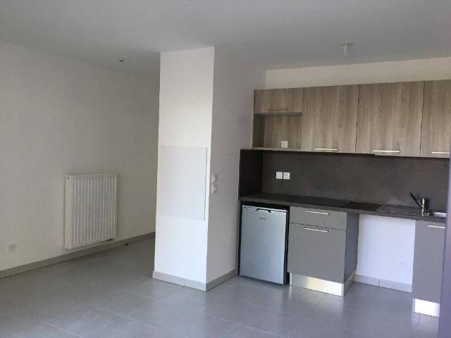 Studio location à Beaurecueil, Bouches-du-Rhône