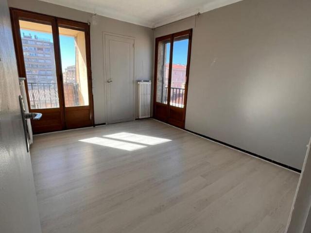 Appartement location à Aix-en-Provence, Saint-marc-jaumegarde