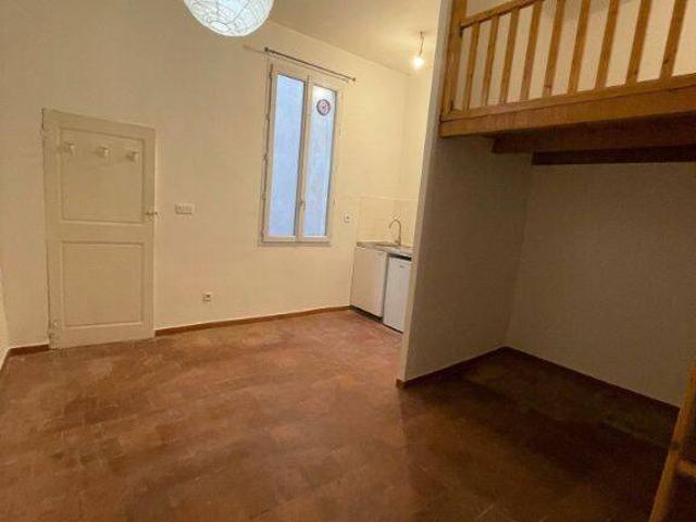 Studio location à Beaurecueil, Bouches-du-Rhône