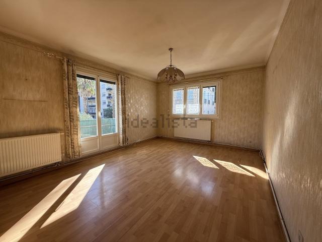 Appartement vente à Amélie-les-Bains-Palalda, Pyrénées-Orientales