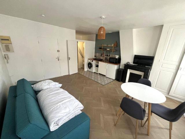 Studio location à Zone Industrielle d'Epluches, Saint-Ouen-l'Aumône