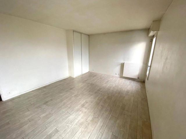 Studio location à Franconville, Val-d'Oise