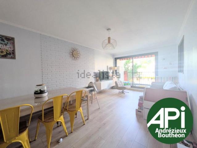 Appartement vente à Andrézieux-Bouthéon, Loire