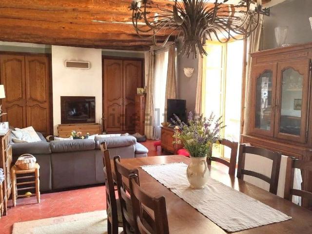 Appartement vente à Annot, Alpes-de-Haute-Provence