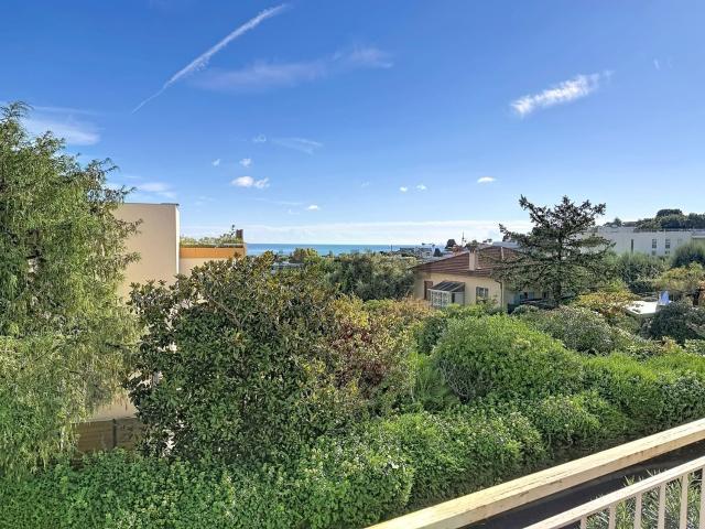 Appartement vente à Centre Ville, Antibes