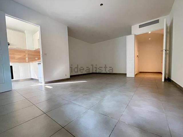 Appartement vente à Centre Ville, Antibes