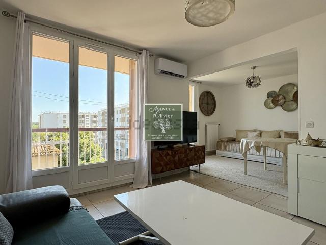 Appartement vente à La Roquette, Arles