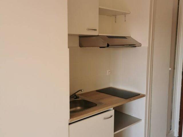 Studio location à Porte d'Étampes - Est, Arpajon