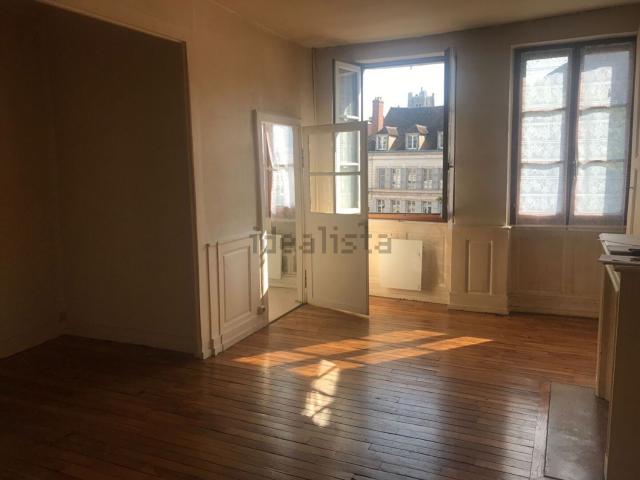 Appartement vente à Centre-Ville, Auxerre