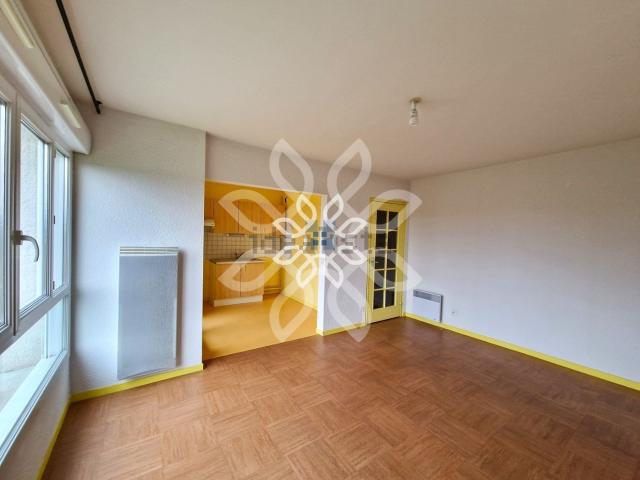 Appartement location à Rizolles, Auzon