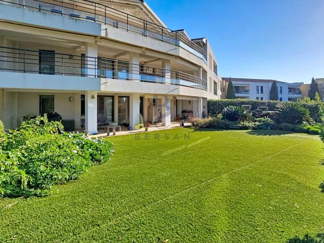 Appartement vente à Arrondissement de Draguignan, Saint-raphaël