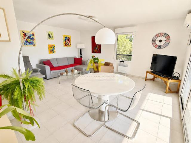 Appartement vente à Arrondissement de Draguignan, Saint-raphaël