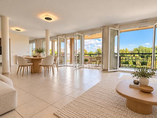 Appartement vente à Divonne-les-Bains, Ain