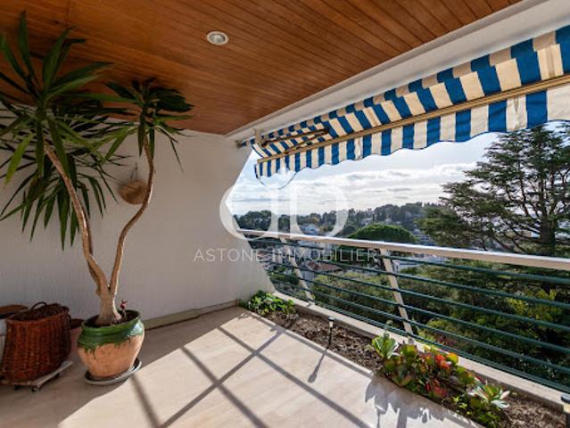 Appartement vente à France métropolitaine, Cassis
