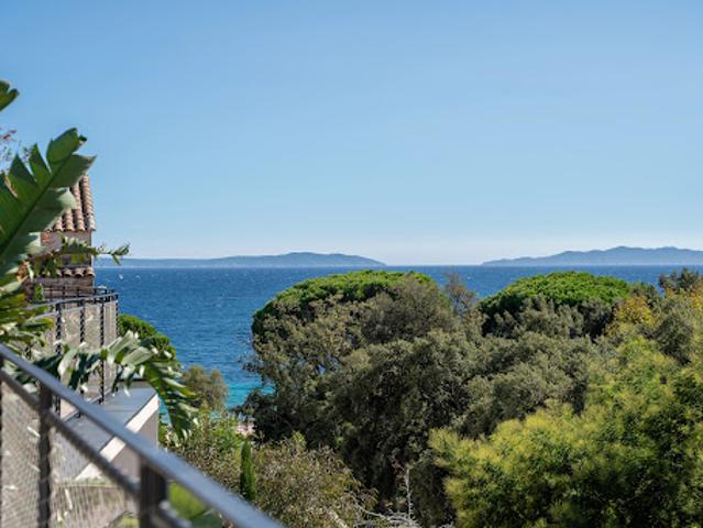 Appartement vente à Arrondissement de Toulon, Le Lavandou