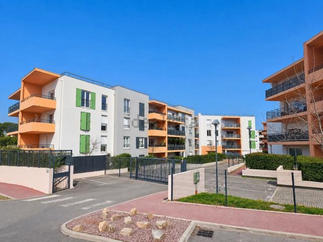 Appartement vente à Font Couverte, Bagnols-en-Forêt