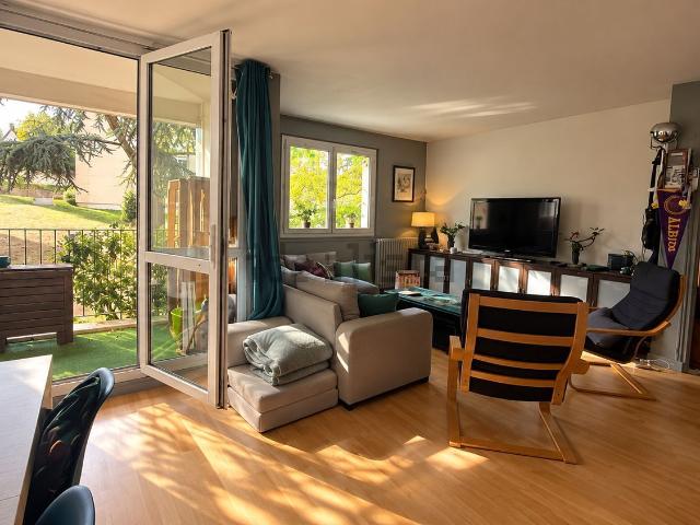 Appartement vente à Les Sentes, Bailly