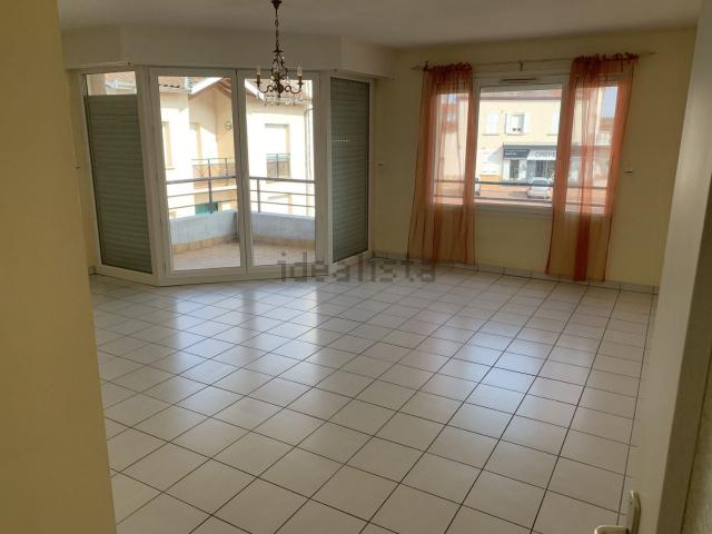 Appartement location à Lotissement du Collet, Balbigny
