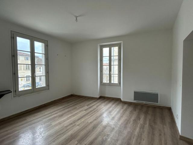 Appartement location à Cognac, Barbezieux-saint-hilaire