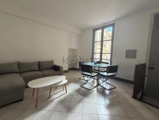 Appartement location à Beaucaire, Gard