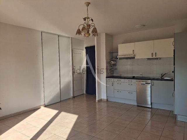 Appartement vente à Zone commerciale Carrefour, Bédarieux