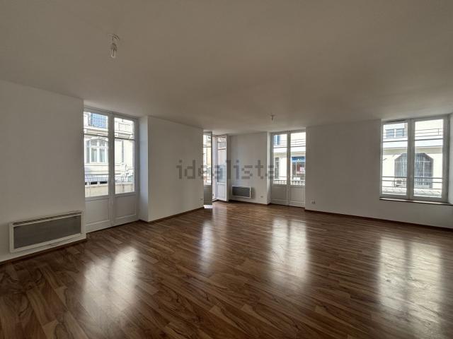 Appartement vente à Bellerive-sur-Allier, Allier