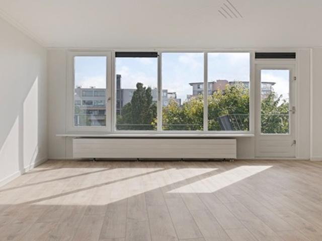 Appartement te huur in Sloten, Amsterdam