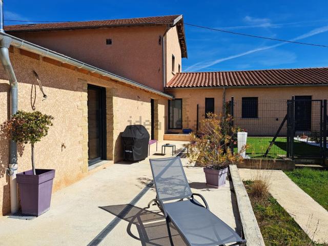 Appartement location à Saint Irénée, Bessenay