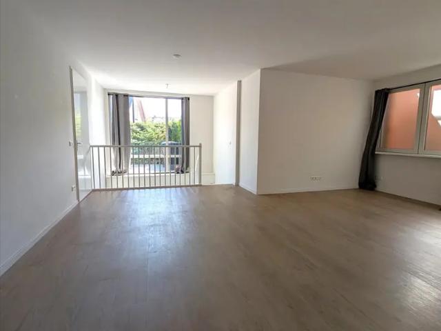 Appartement te huur in Huizen, Noord Holland