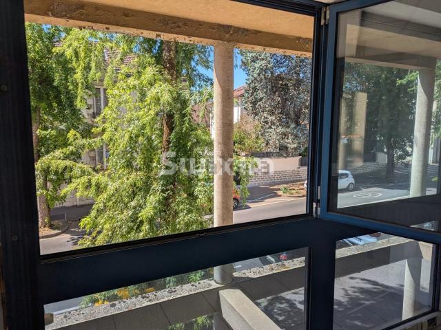 Appartement vente à Les Vennes, Bourg-en-Bresse
