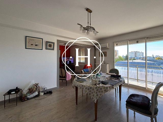 Appartement location à Bâgé-la-Ville, Bâgé-Dommartin