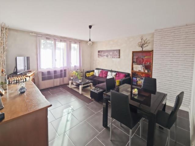 Appartement vente à Séraucourt, Bourges