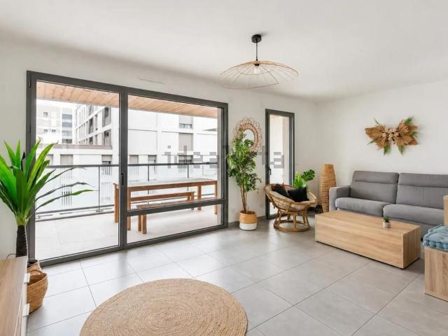 Appartement vente à Lessivas, Bron