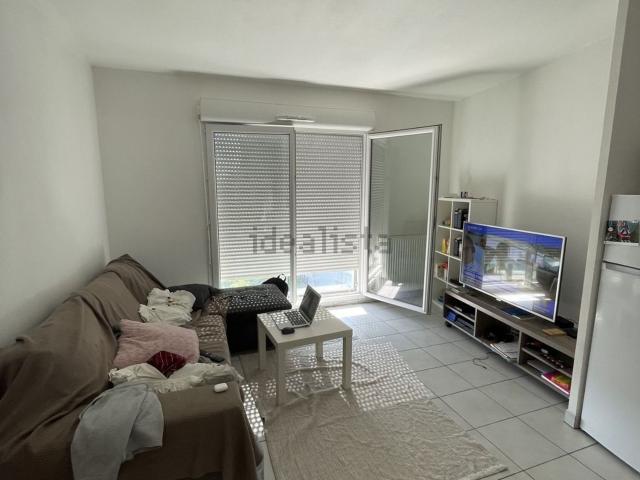 Appartement location à Mas de la Radie, Bron